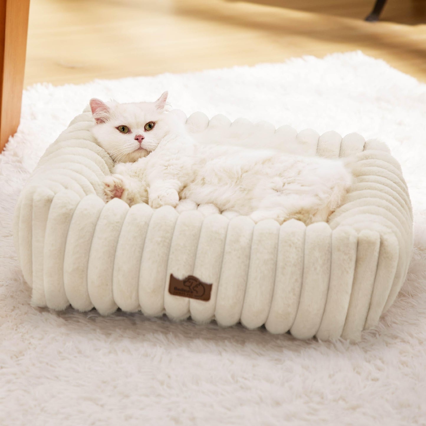 Bedsure ComfyFleece™ Cute Dog Bed for Small Medium Dogs - Washable Furry Puppy Beds, Rectangle Orthopedic Corduroy Fleece Pet Beds with Removable Zipper Cover, 25x21x7inches, Cream