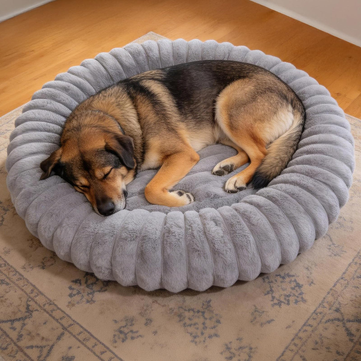 Donut Dog and Cat Bed, Luxurious Comfortable Faux Rabbit Fur Pet Beds, Round Anti-Anxiety Calming Puppy Kitten Bed with Anti-Slip Bottom for Small Medium Dogs & Cats(20", White)